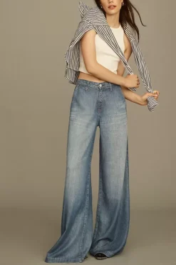 Front Page -Anthropologie Shop 4122011330334 093 b2