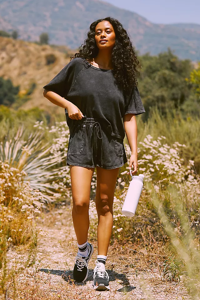 Beyond Yoga Beach Day Comfort Shorts 4 Beyond Yoga Beach Day Comfort Shorts - Image 4